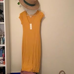 Yellow midi dress, v neck